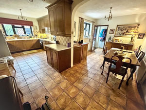 Photo 22- click for photo gallery